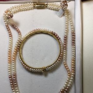 Jewelry - Jewelery Jewelry - Jewelery